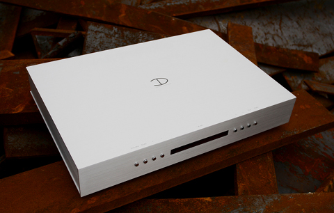 Densen unveiled the B-130 XS integrated amplifier.