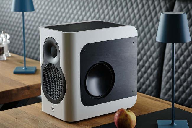 Kii introduced the SEVEN loudspeaker.