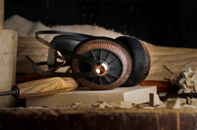 Meze Audio introduced the 109 Pro Primal Headphone model.